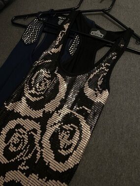 Long Tank Tops - Navy & Black